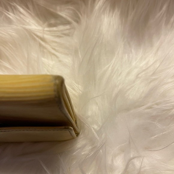 Louis Vuitton Elise Wallet - Picture 5 of 7